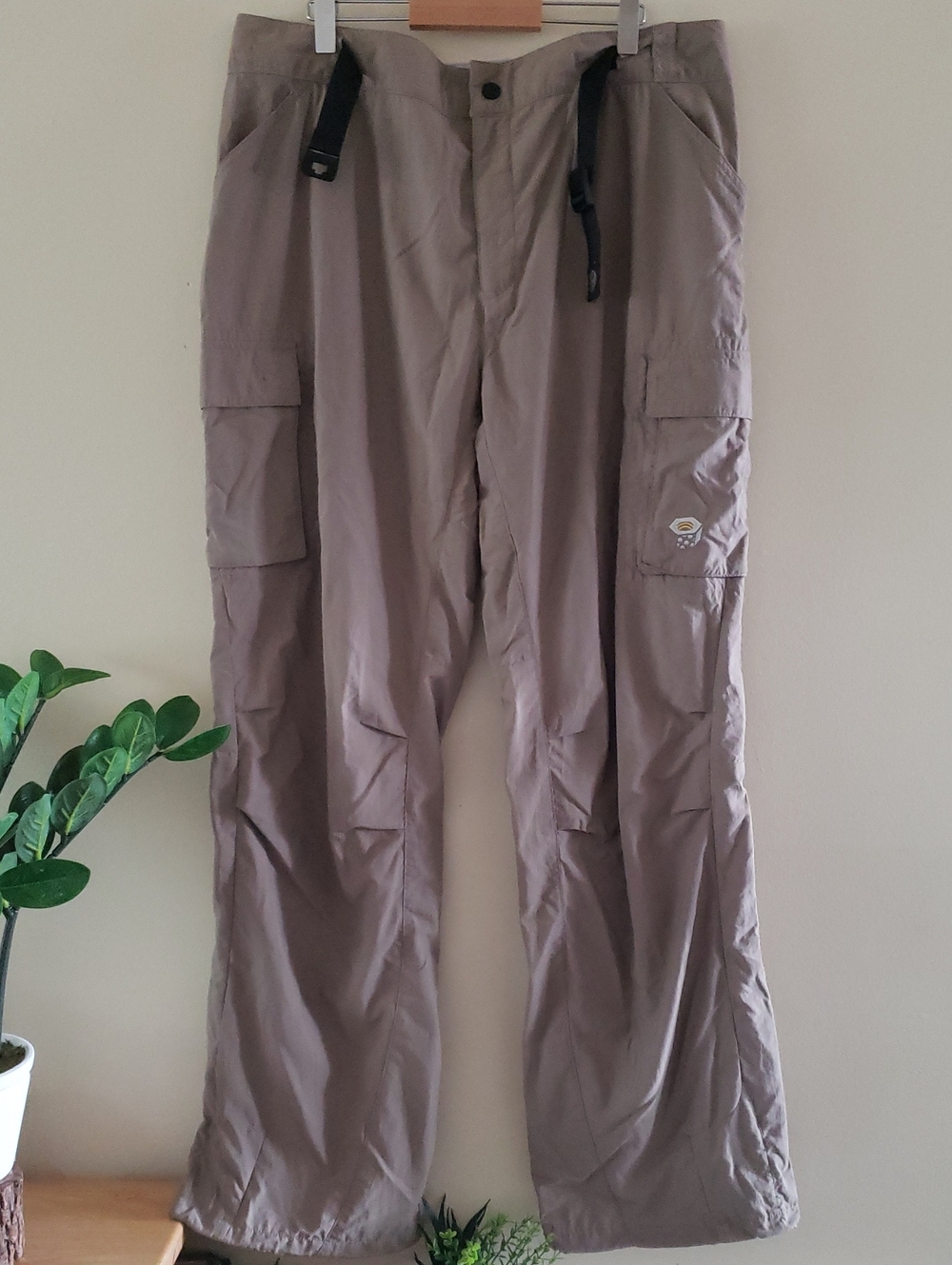 Mountain Hardware Men's Utility Hiking Pant - Khaki L